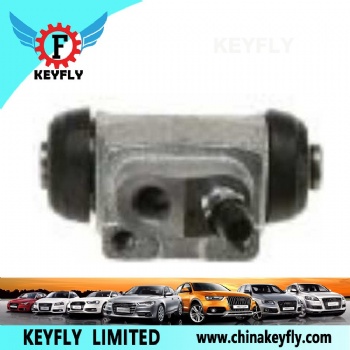 Clutch Master Cylinder for HYUNDAI SANTA FÉ I (SM) OEM 41610-26010