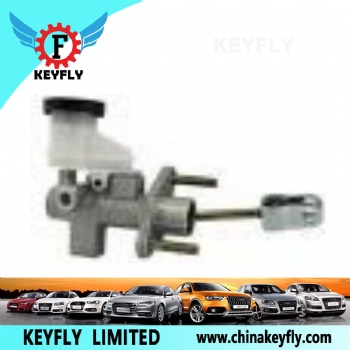 Clutch Master Cylinder for MITSUBISHI SIGMA (F16A) OEM MB555400