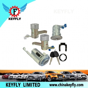 Complete Lock Set with 2 Keys for Excelle